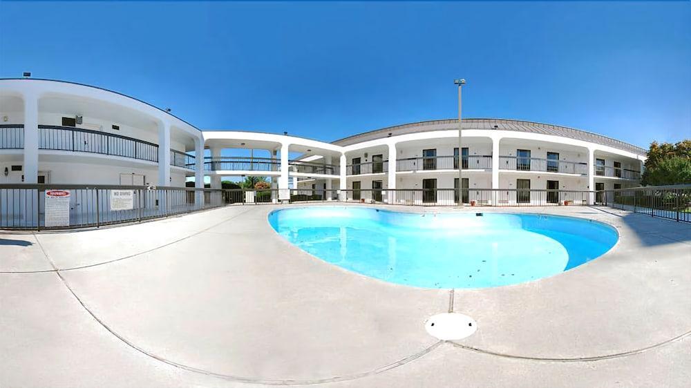 Quality Inn Christiansburg - Blacksburg Exteriér fotografie